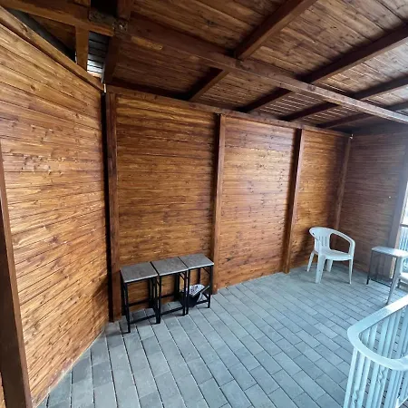 1 Apartment
